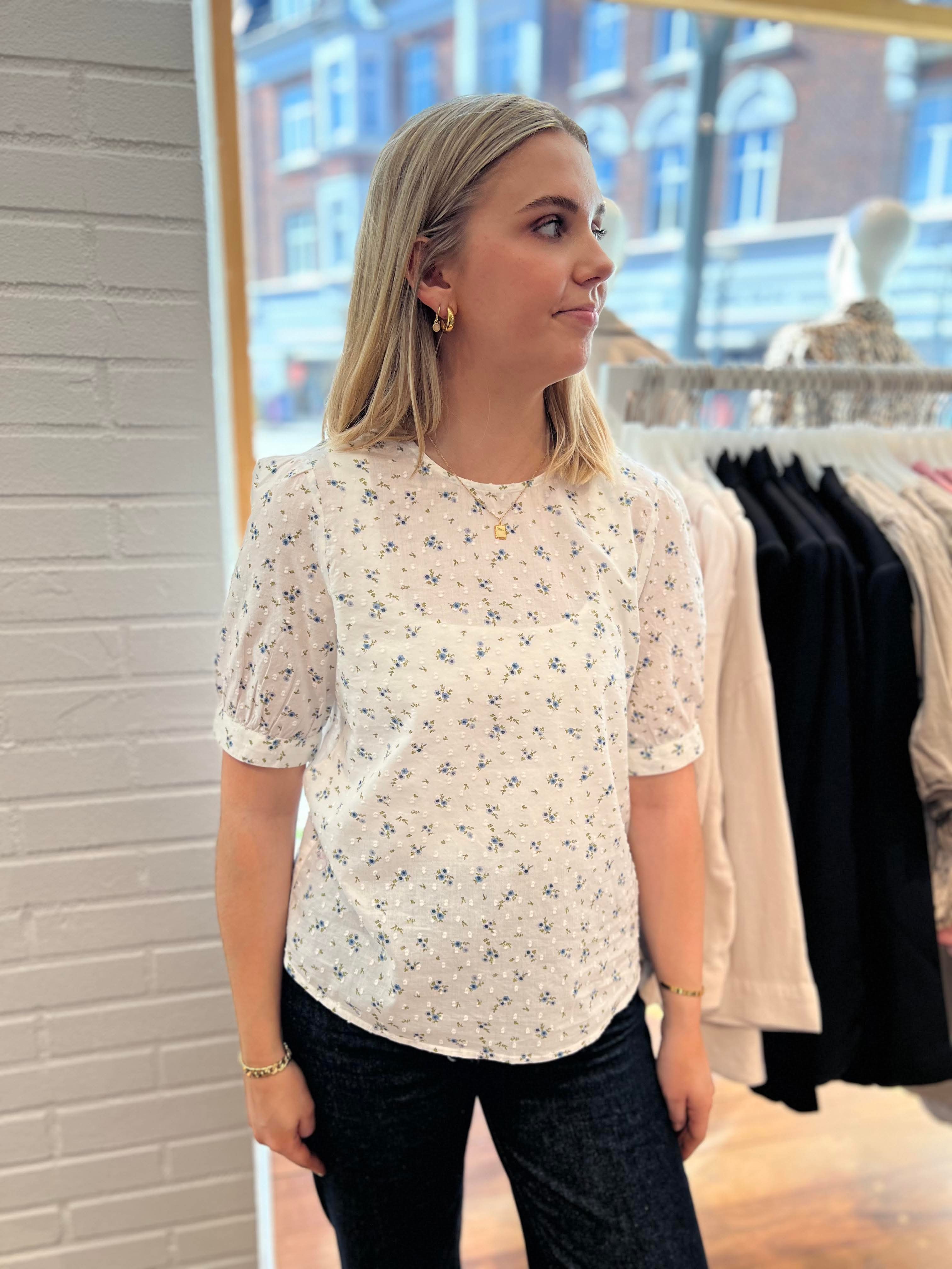 VMTRINE Top - Snow White